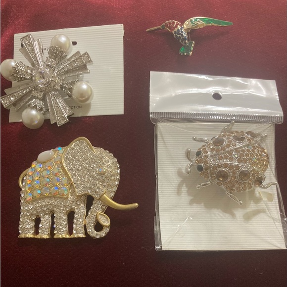 Brooch Bundle - Picture 5 of 6